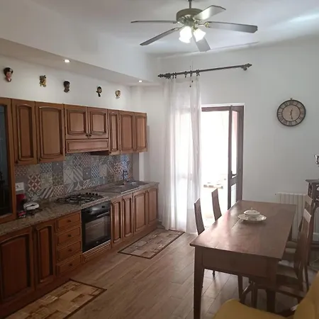 Cavaliere S A Apartment *