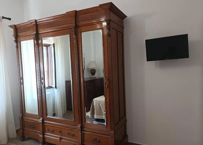 Cavaliere S A * טרופאה