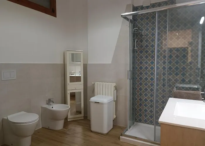 Cavaliere S A דירה טרופאה